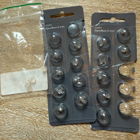 Philips HearLink Hearing Aids - Picture 5 of 5